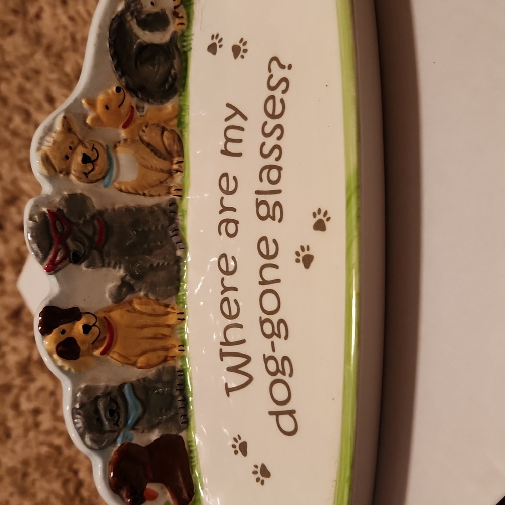Dog-Themed Ceramic  Glasses Holder with Green Trim - Picture 2 of 7